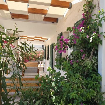 Apartments Lolita Μπολ Εξωτερικό φωτογραφία