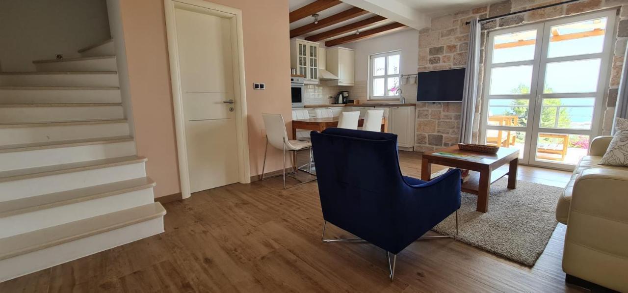 Apartments Lolita Μπολ Εξωτερικό φωτογραφία
